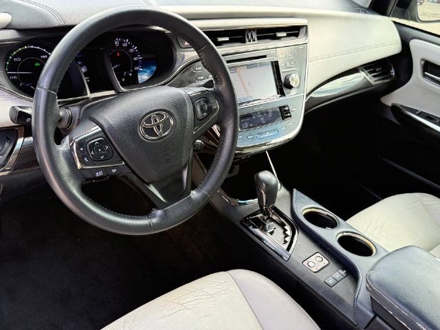 Used 2015 Toyota Avalon XLE Premium FWD image 9