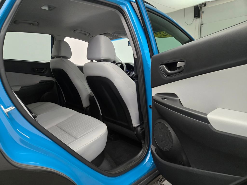 Used 2022 Hyundai Kona SEL image 30