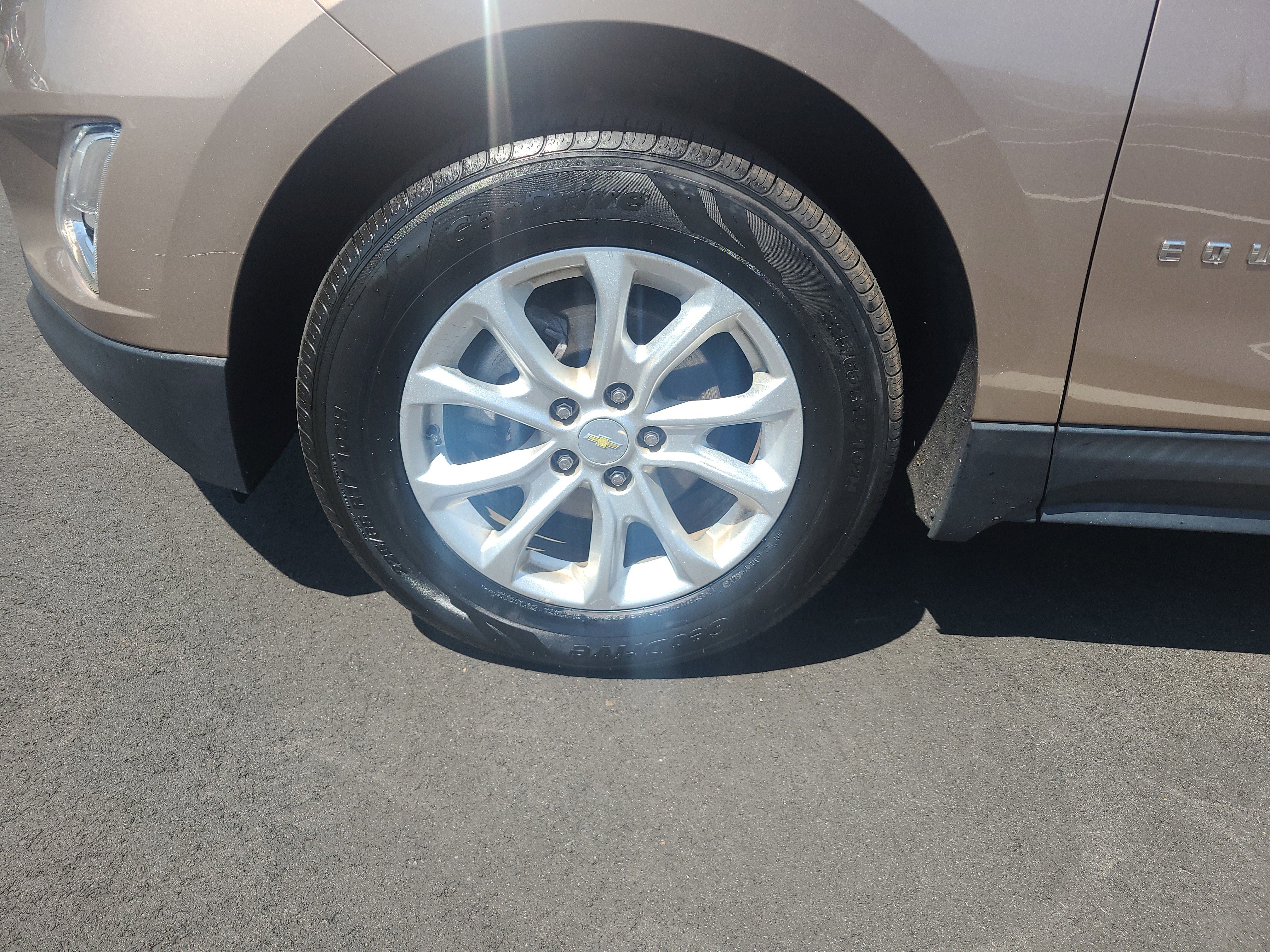 Used 2018 Chevrolet Equinox LT AWD/4WD image 10