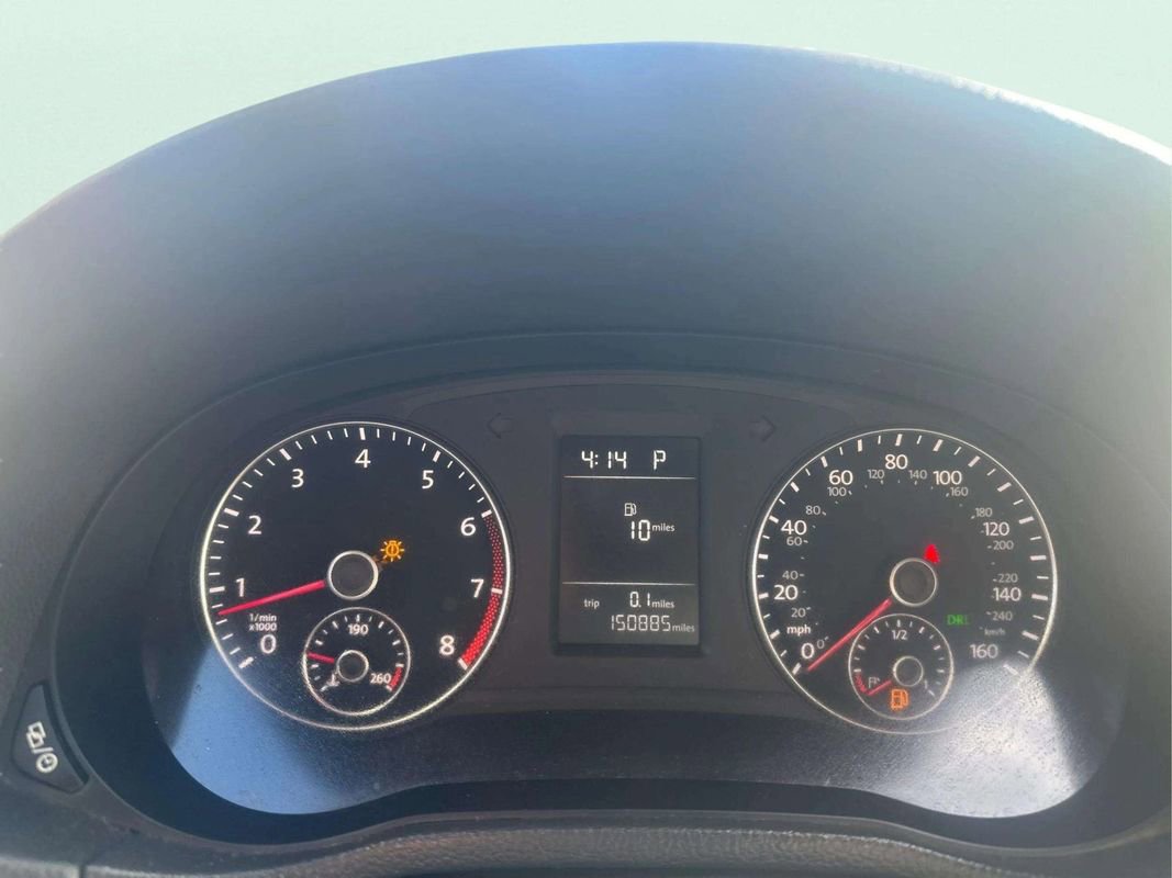 Used 2014 Volkswagen Passat 1.8T Wolfsburg Edition image 21