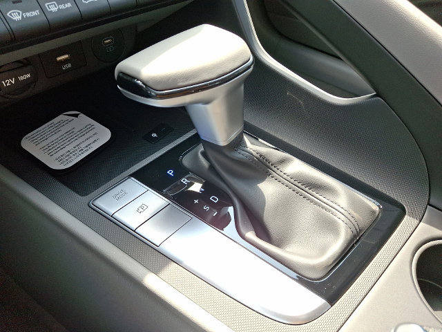 New 2026 Hyundai Elantra Sport w/ Cargo Package FWD image 7