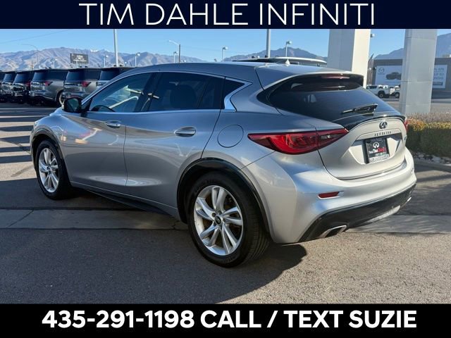Used 2018 INFINITI QX30 image 7