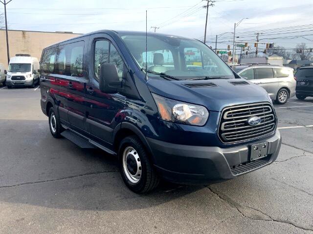Used 2019 Ford Transit 150 XL image 3
