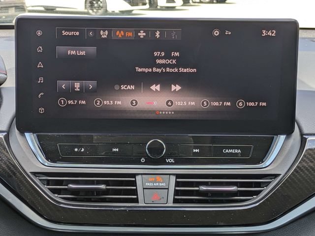 Used 2024 Nissan Altima 2.5 SR w/ SR Premium Package FWD image 17