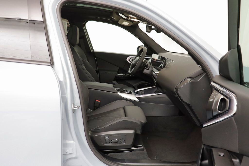 New 2026 BMW X3 xDrive30 w/ M Sport Package image 18