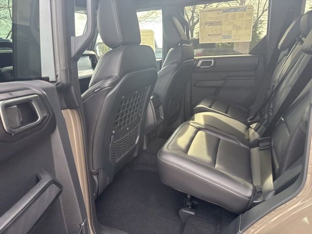 New 2025 Ford Bronco Badlands image 21