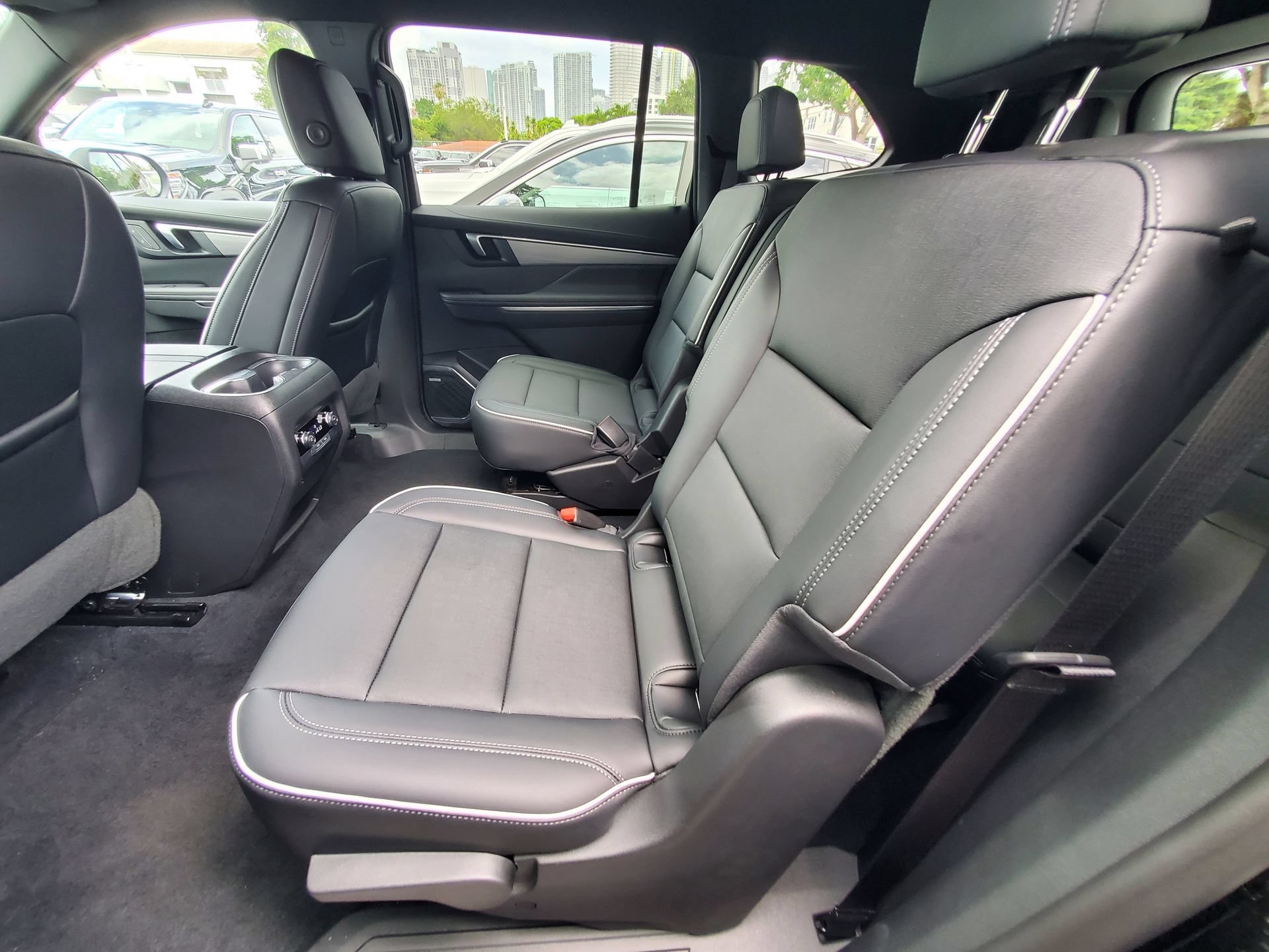 Used 2026 Buick Enclave Preferred FWD image 12