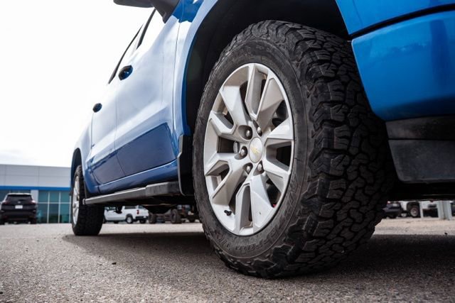 Used 2025 Chevrolet Silverado 1500 Custom image 15