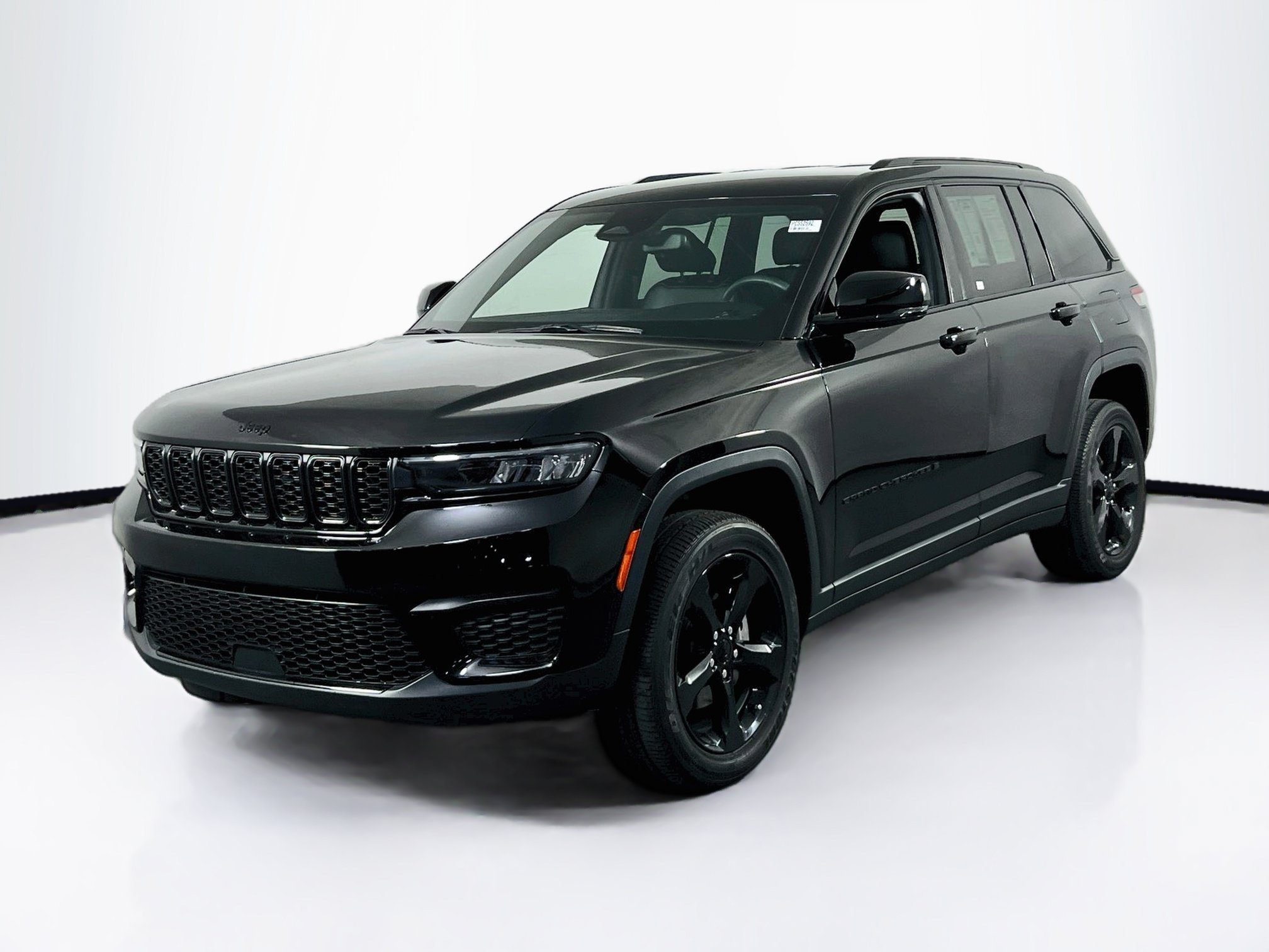 Used 2023 Jeep Grand Cherokee Altitude