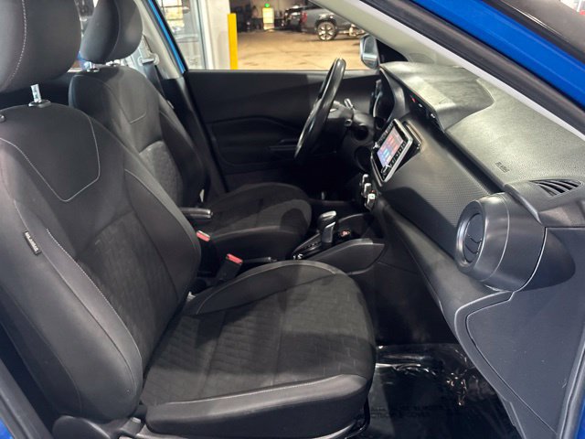 Used 2022 Nissan Kicks S FWD image 37
