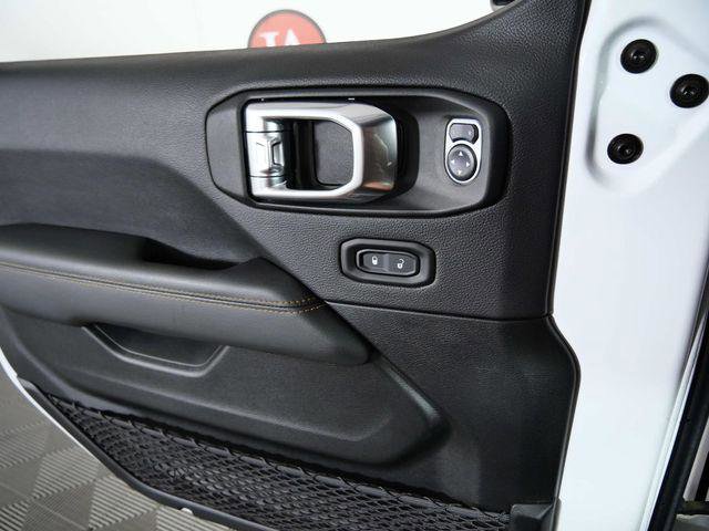 Used 2021 Jeep Wrangler Unlimited Sahara image 25