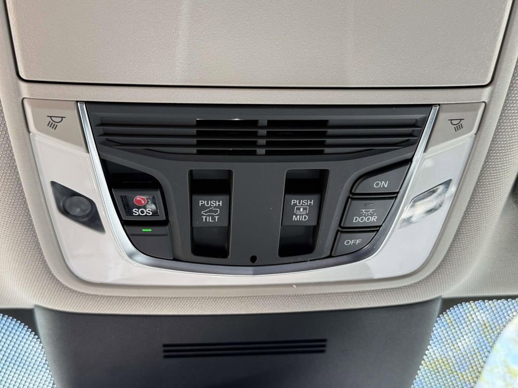 Certified 2026 Acura MDX SH-AWD w/ Advance Package image 27