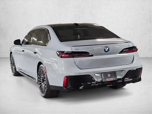 New 2025 BMW i7 xDrive60 image 7