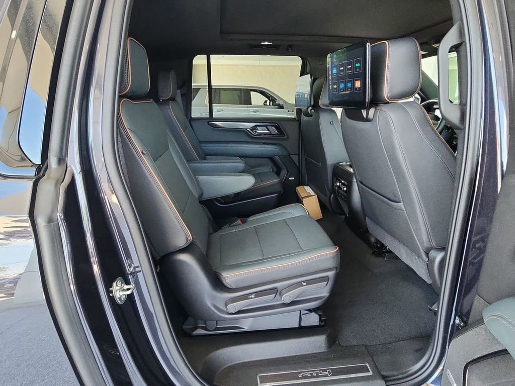 Certified 2025 GMC Yukon XL AT4 w/ AT4 Premium Plus Package image 27