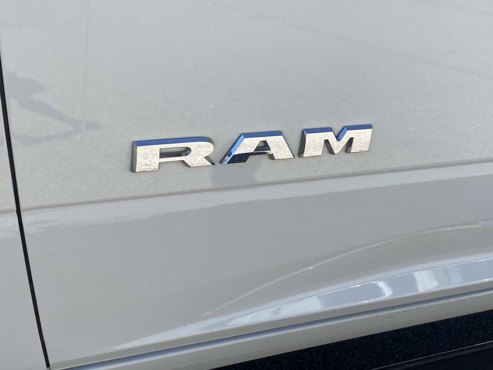 Used 2026 RAM 2500 Big Horn AWD/4WD image 15