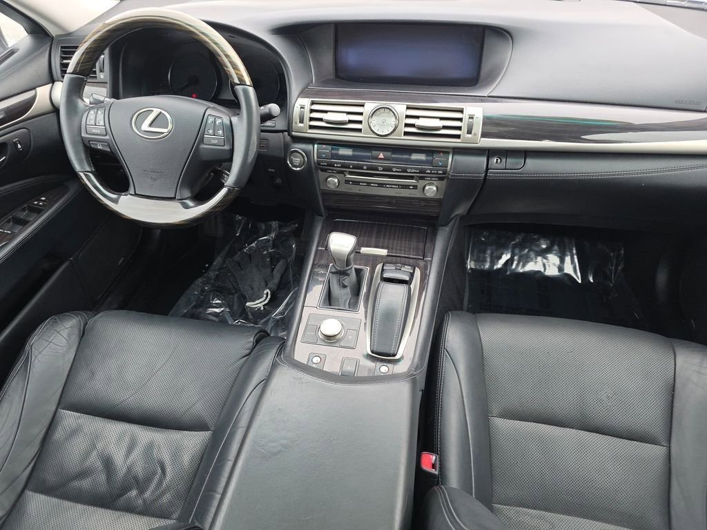 Used 2014 Lexus LS 460 AWD image 15