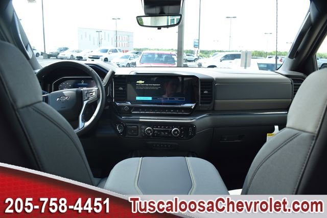 New 2026 Chevrolet Silverado 2500 ZR2 AWD/4WD image 3