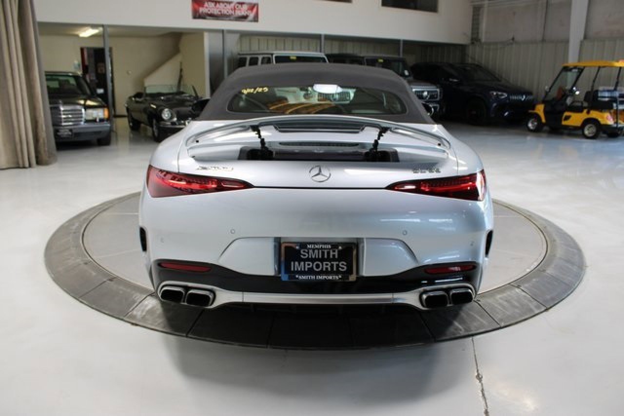 Used 2022 Mercedes-Benz SL 55 AMG 4MATIC image 37