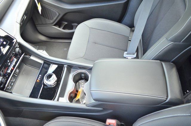 New 2025 Jeep Grand Cherokee L Laredo w/ Luxury Tech Group I image 25