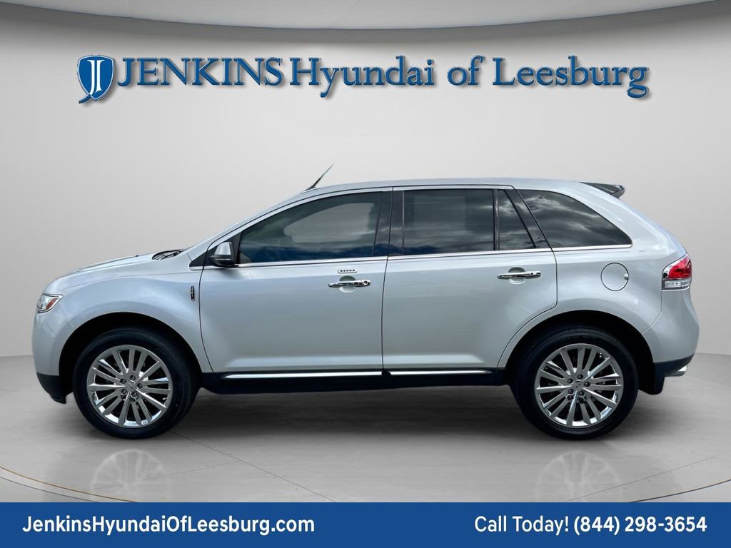 Used 2013 Lincoln MKX FWD image 9