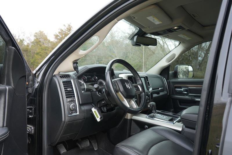 Used 2014 RAM 3500 Laramie w/ Convenience Group image 11