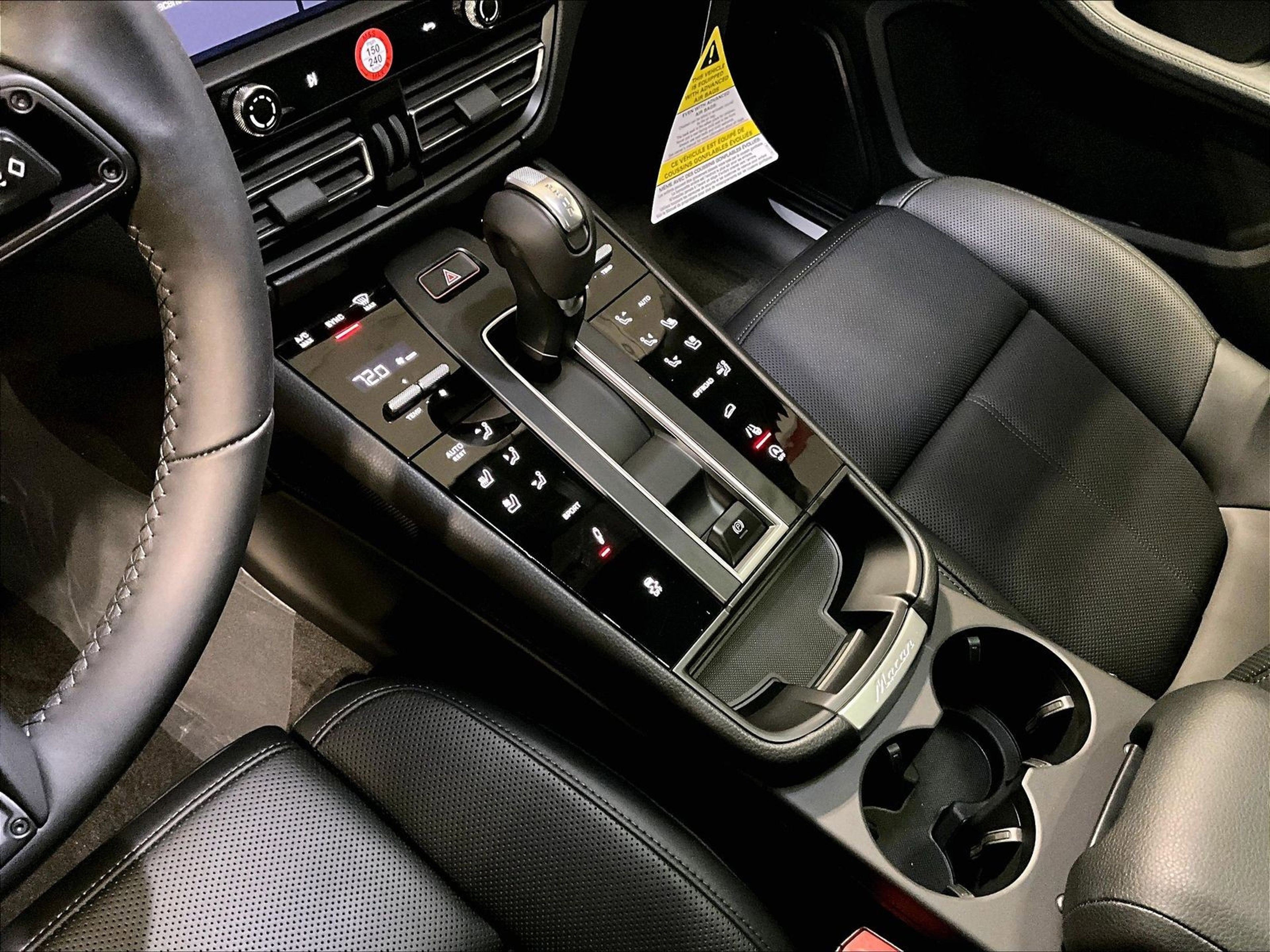 New 2026 Porsche Macan S image 11