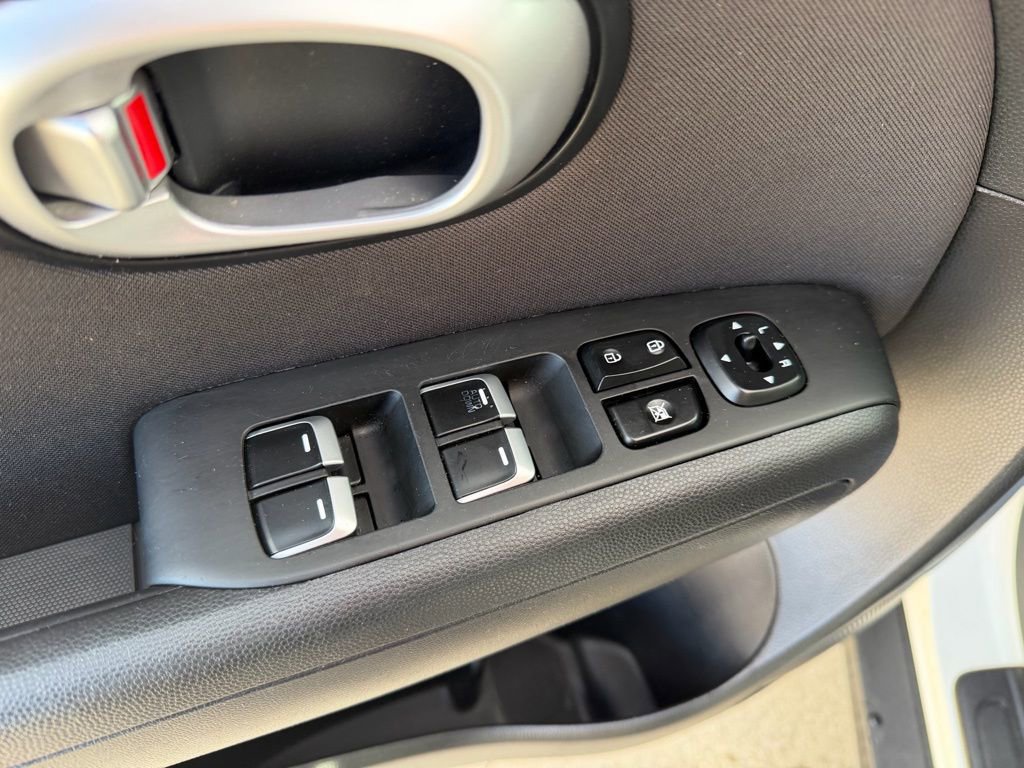 Used 2019 Kia Soul image 10