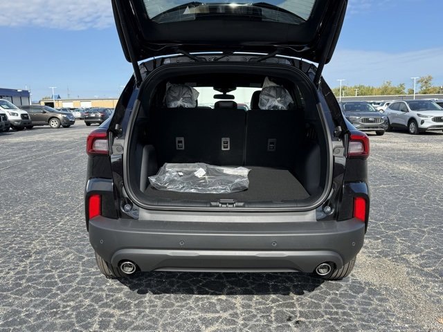 New 2026 Ford Escape ST-Line Select w/ Tech Pack #1 image 8