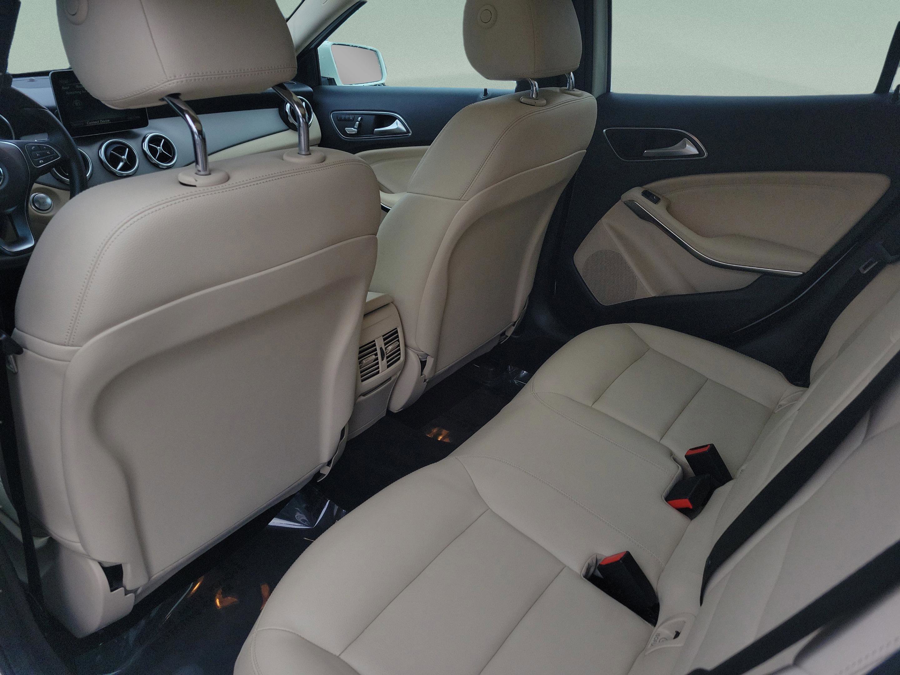 Certified 2018 Mercedes-Benz GLA 250 image 14