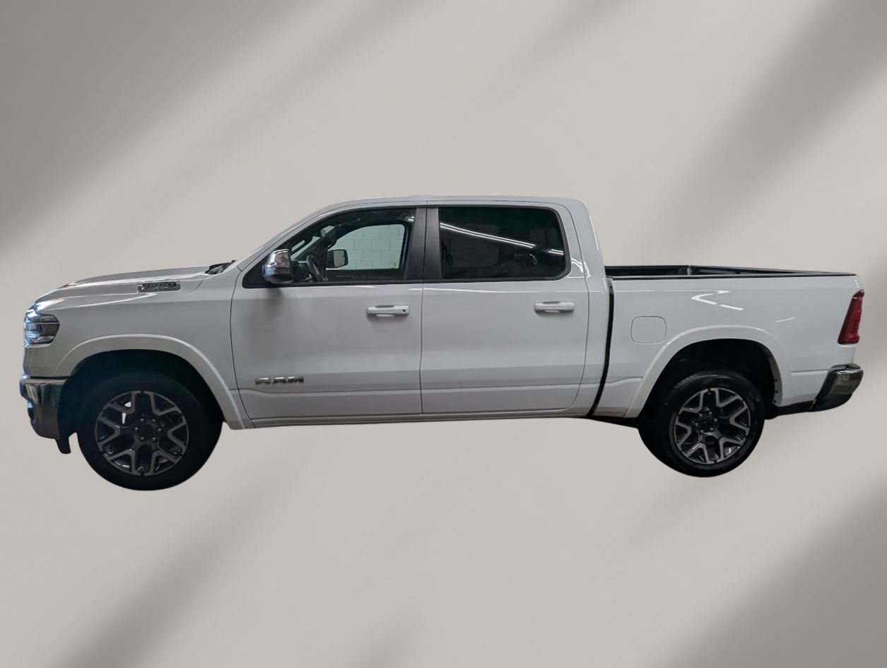 Used 2025 RAM 1500 Laramie AWD/4WD image 2