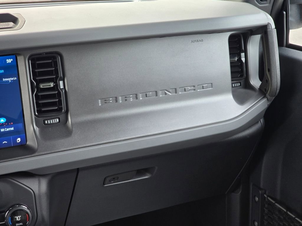 Used 2024 Ford Bronco Everglades image 33