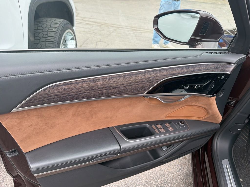 Used 2020 Audi A8 L 3.0T w/ Executive Package image 8