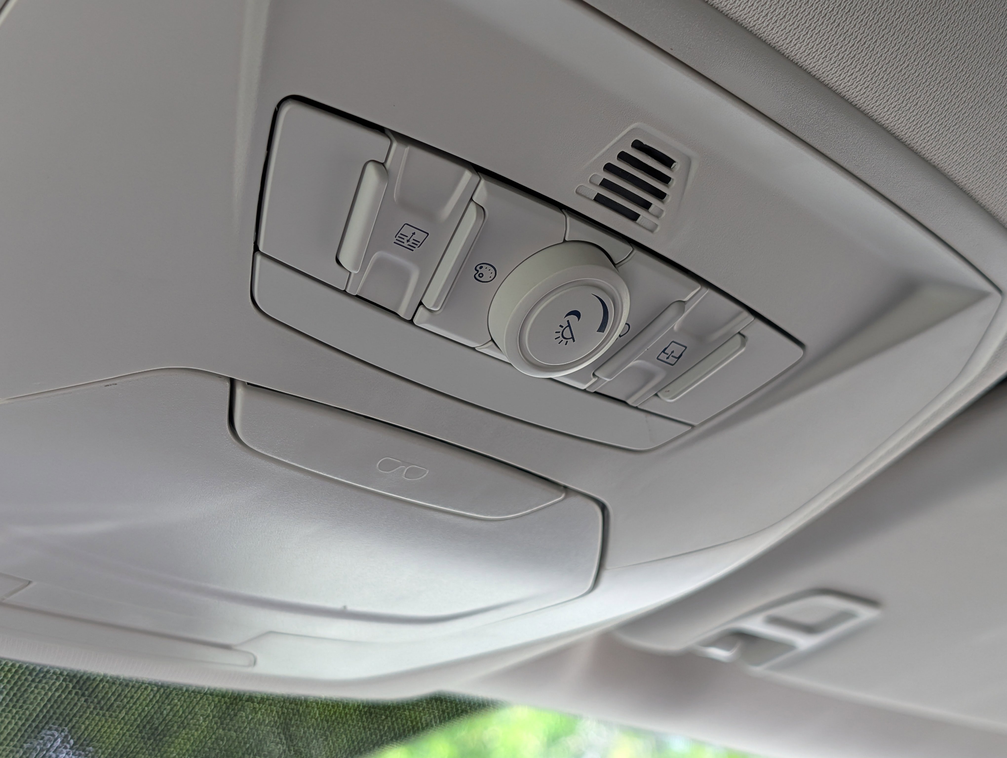 Used 2014 Ford Escape Titanium image 24