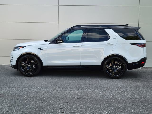 Used 2025 Land Rover Discovery Dynamic SE AWD/4WD image 2