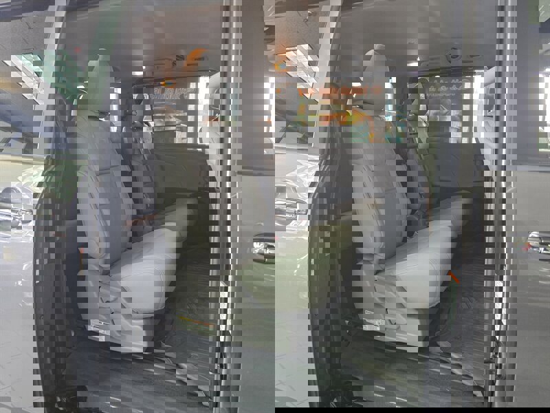 Used 2017 Toyota Sienna XLE w/ XLE Navigation Package image 17