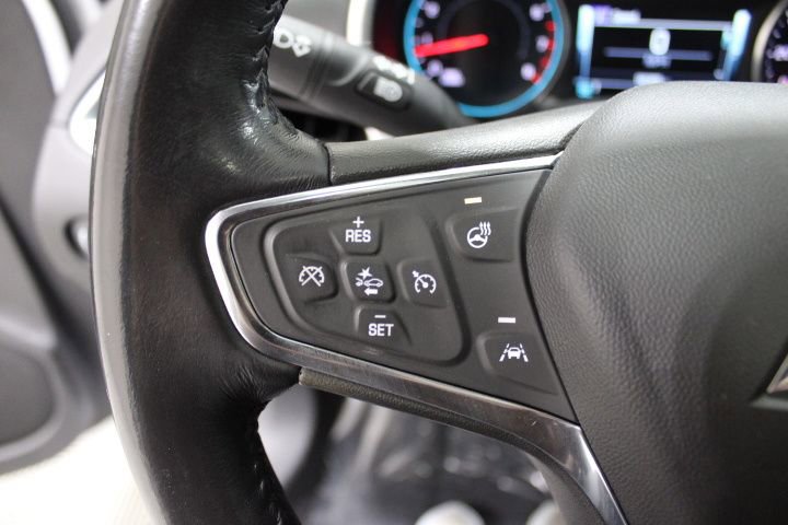 Used 2018 Chevrolet Malibu Premier w/ Premier Sun and Wheel Package image 38