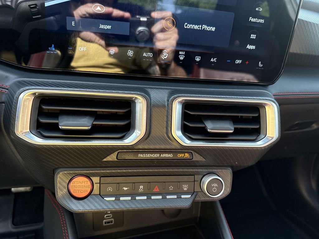 Used 2025 Ford Mustang GT Premium RWD image 26