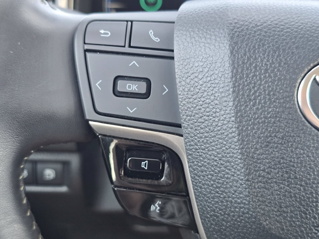 Certified 2025 Toyota Camry XLE AWD/4WD image 34
