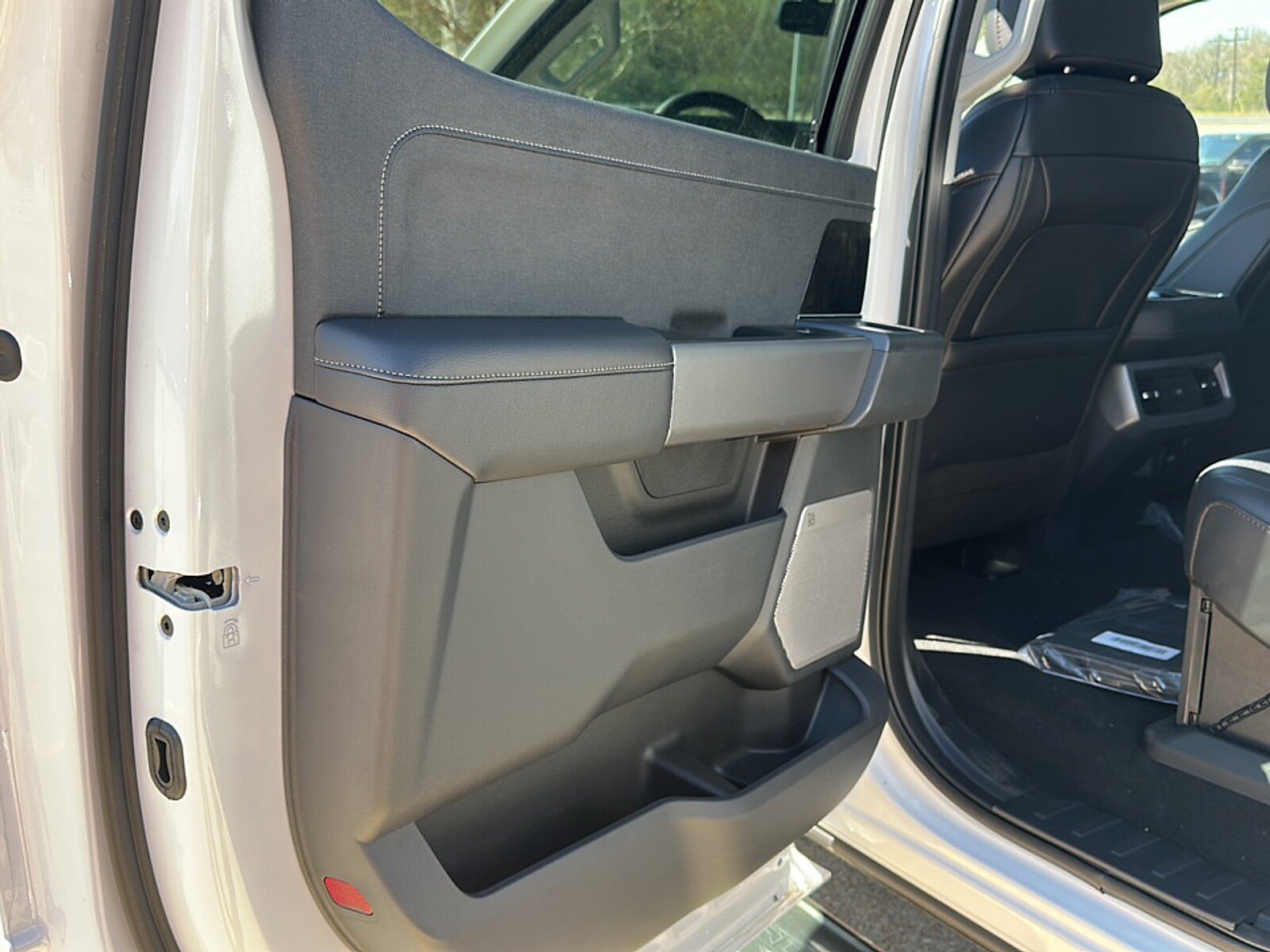 New 2026 Ford F550 4x4 Crew Cab Super Duty image 28