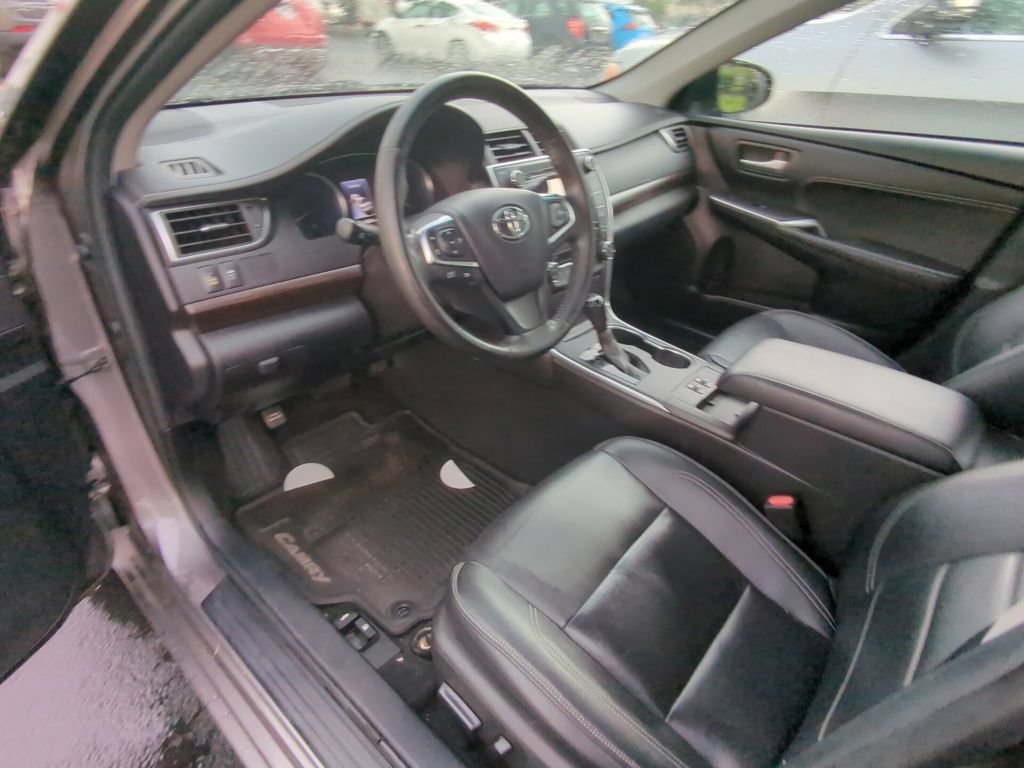 Used 2015 Toyota Camry XLE FWD image 7