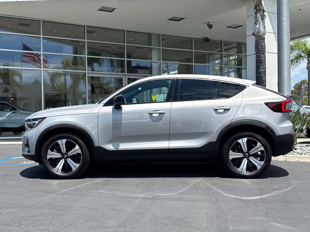 Certified 2023 Volvo C40 P8 Recharge Plus AWD/4WD image 2