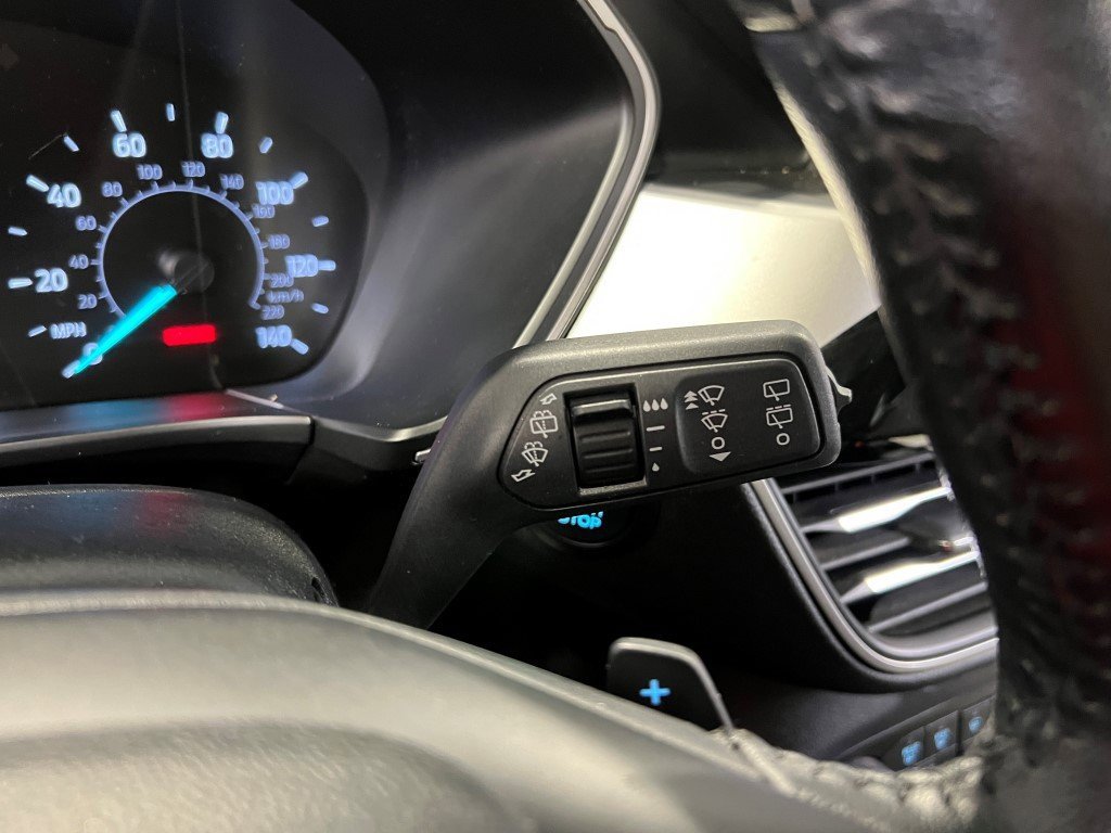 Used 2020 Ford Escape SEL image 33