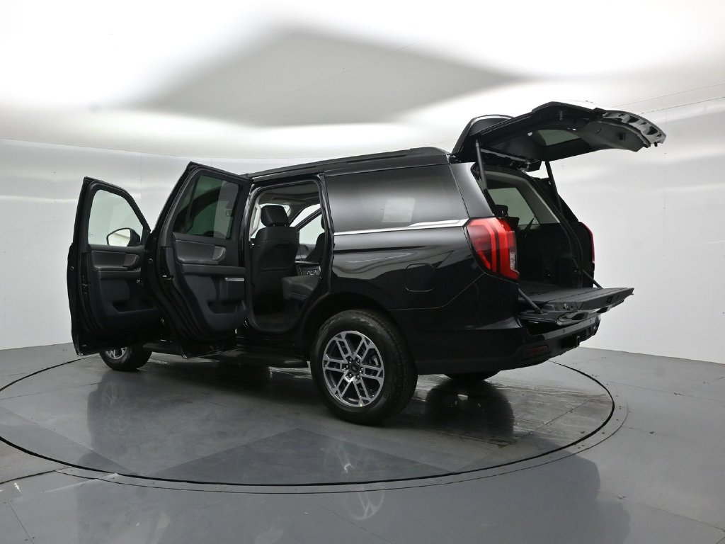 New 2026 Ford Expedition Active AWD/4WD image 33