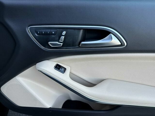Used 2018 Mercedes-Benz CLA 250 image 18