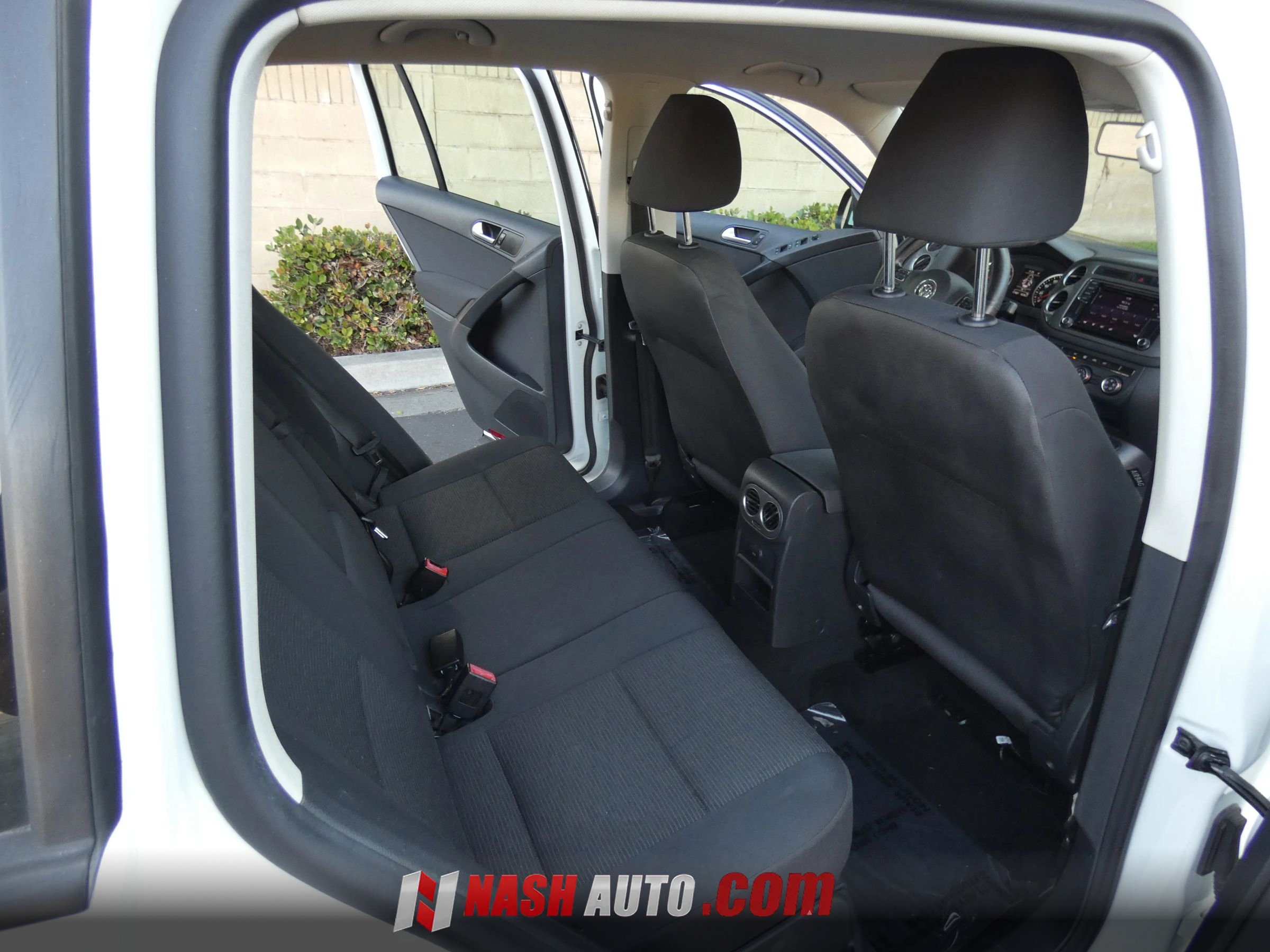 Used 2017 Volkswagen Tiguan S FWD image 22
