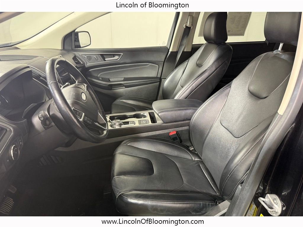 Used 2022 Ford Edge Titanium image 27