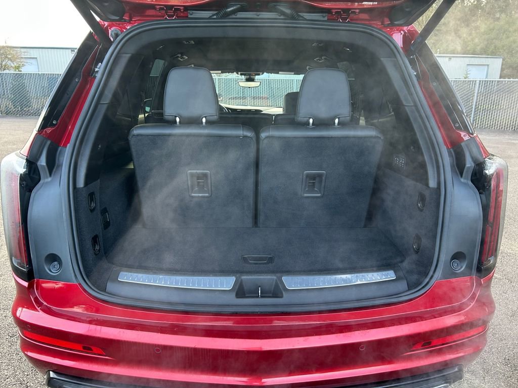 Used 2024 Cadillac XT6 Sport w/ Technology Package image 24