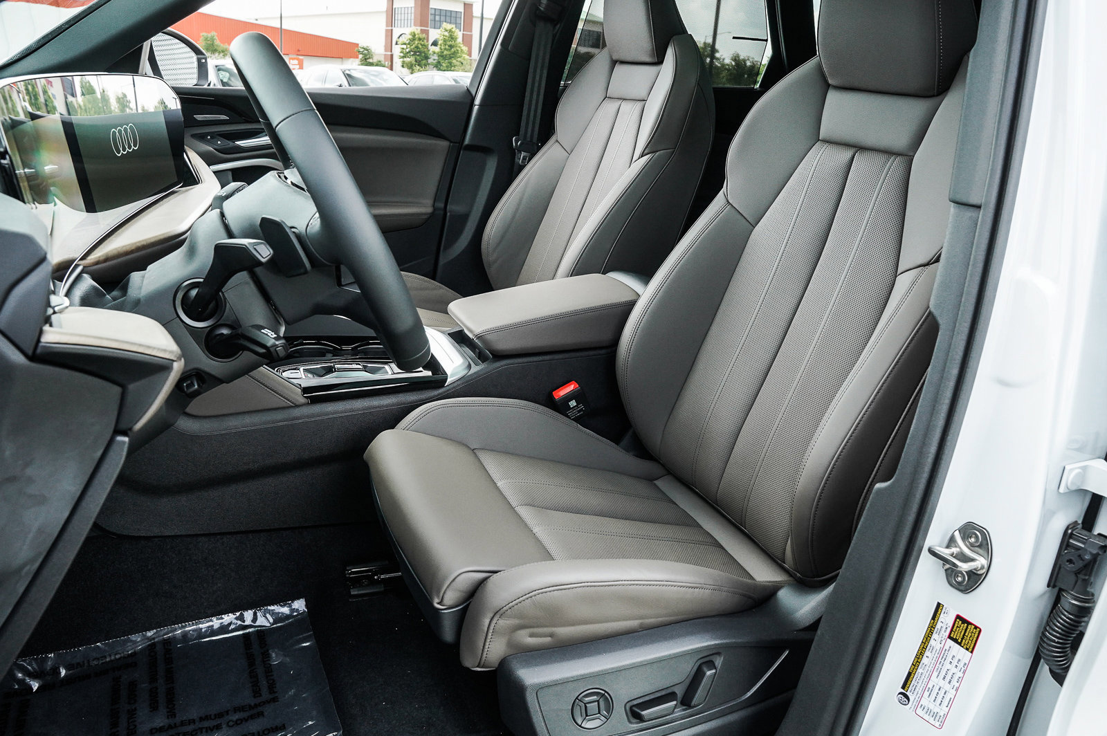 New 2025 Audi Q5 Premium Plus image 9