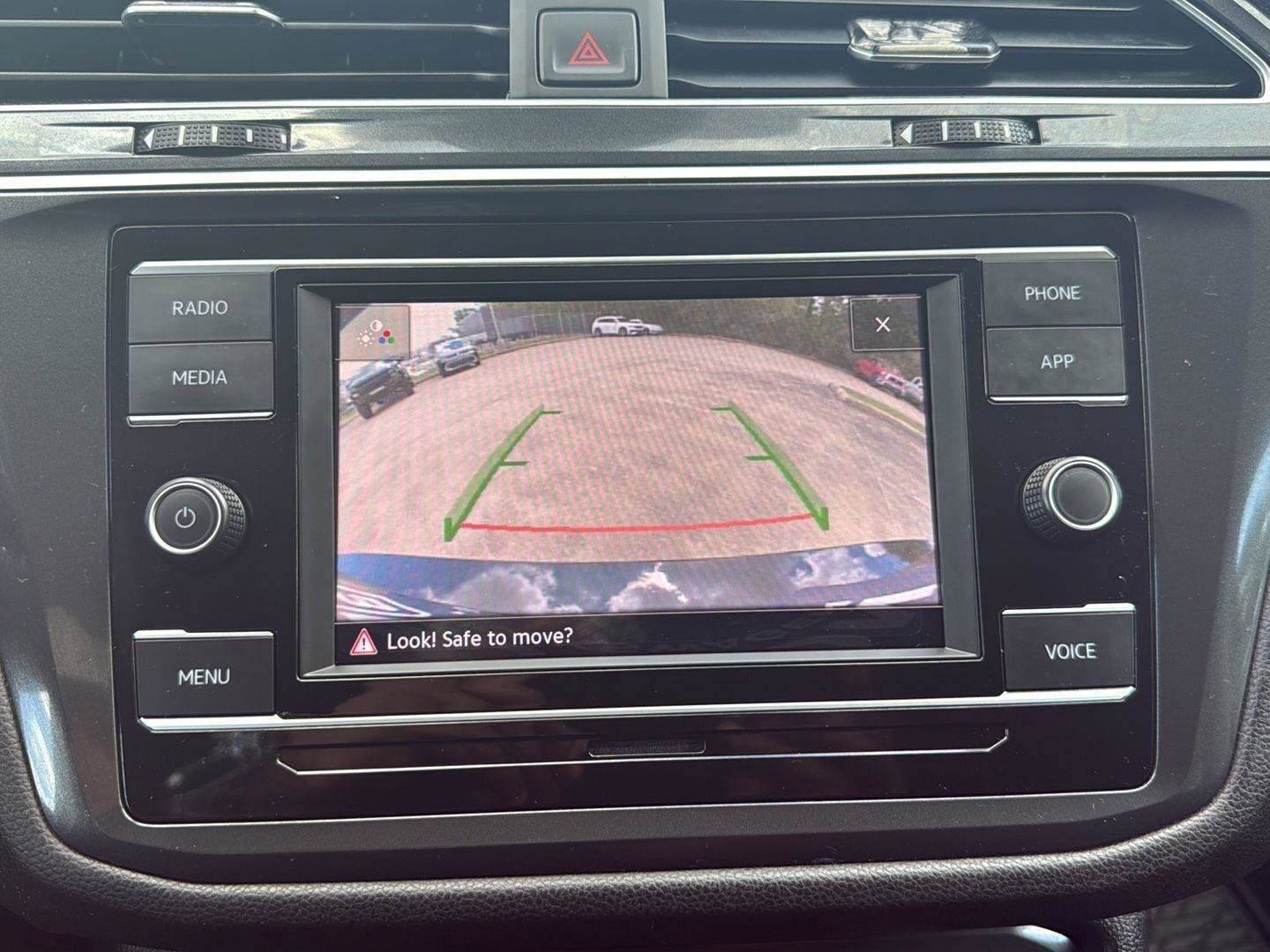 Used 2024 Volkswagen Tiguan S image 25