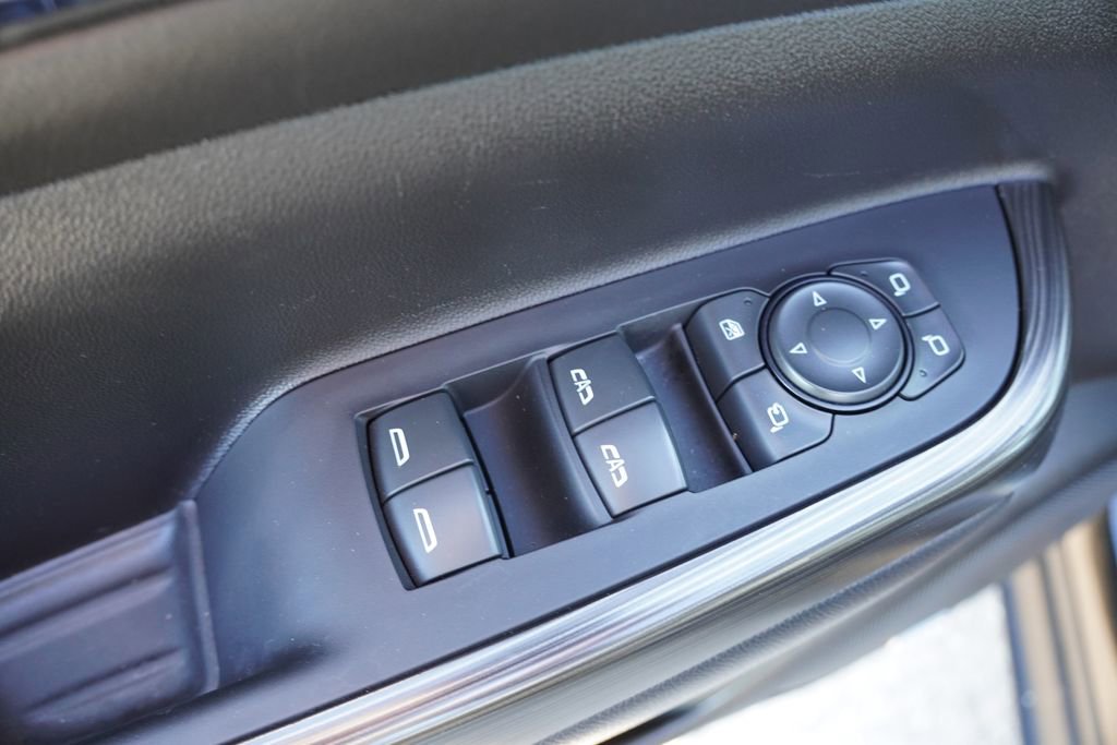 Certified 2023 GMC Acadia SLT w/ Preferred Package image 26